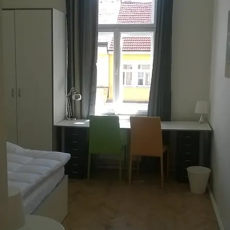 Nomade Private بيت شباب
